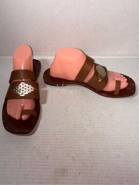 NWOB Beek Women's Leather Brilliant Toe Ring Sandals Sz 9